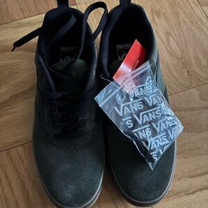 Vans Men's Black and Dark Green Sneakers